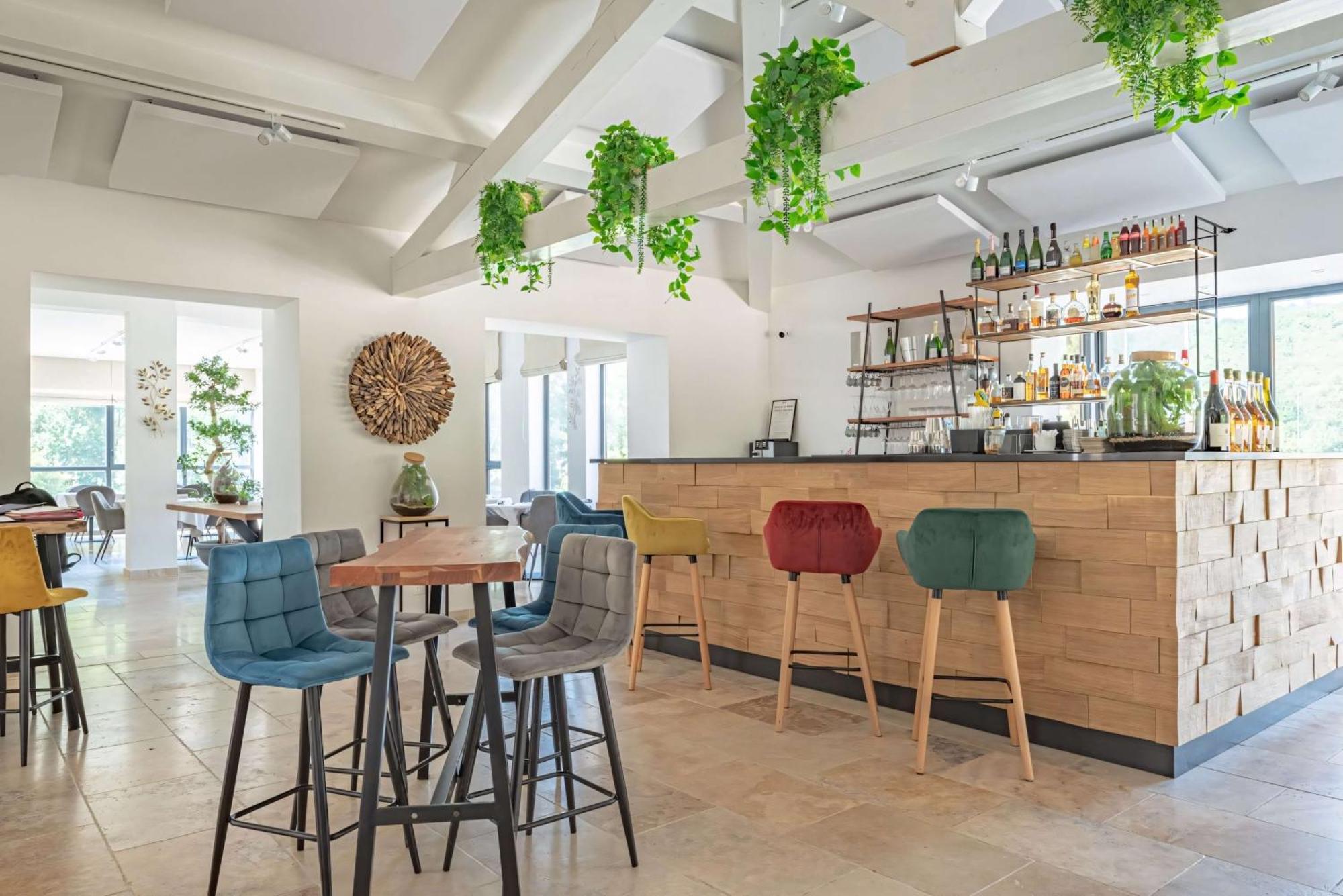 Domaine Ribiera, 5 Etoiles, & Golf - Forcalquier Hotel Niozelles