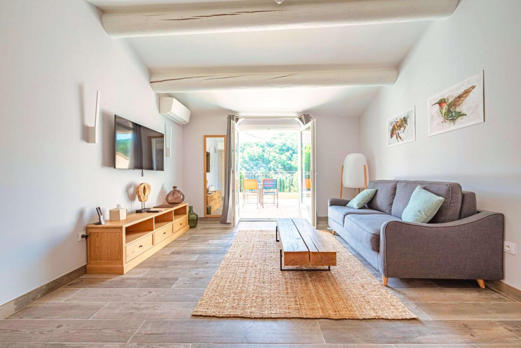 Domaine Ribiera, 5 Etoiles, & Golf - Forcalquier Hotel 5*
