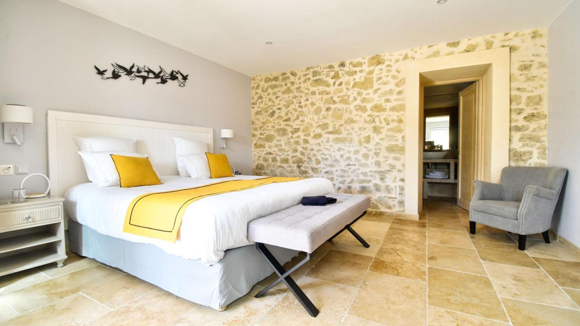 Hotel Domaine Ribiera, 5 Etoiles, & Golf - Forcalquier Niozelles