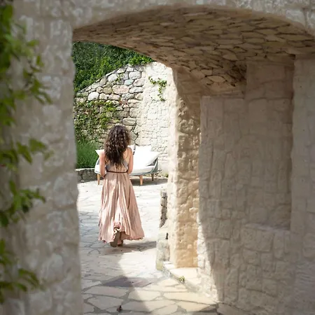 Domaine Ribiera, Hotel 5 Etoiles, Spa & Golf - Forcalquier Niozelles Exterior foto
