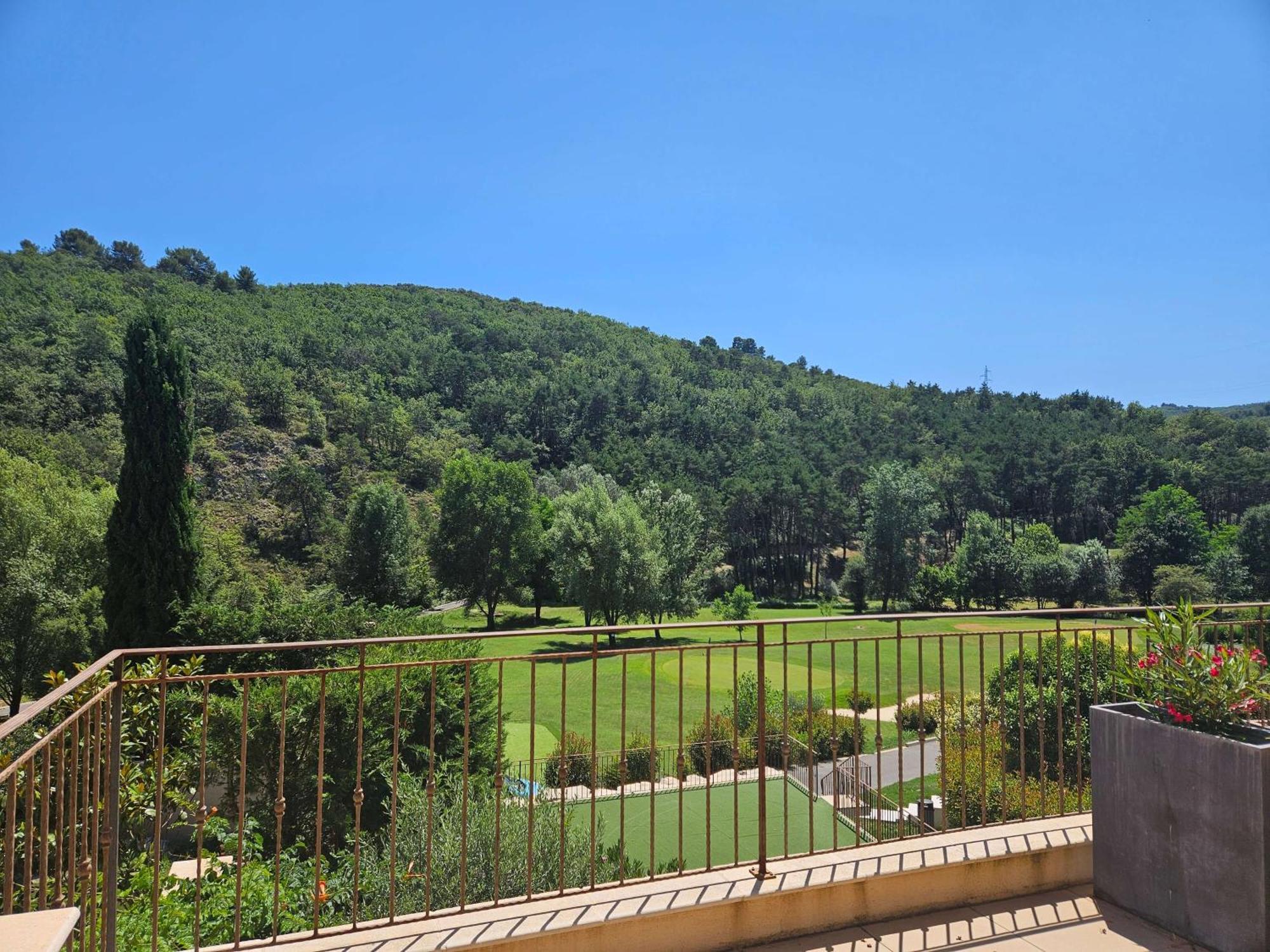 Domaine Ribiera, 5 Etoiles, & Golf - Forcalquier 5* Niozelles