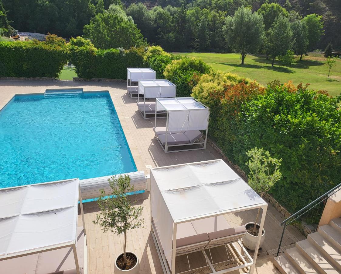 Domaine Ribiera, 5 Etoiles, & Golf - Forcalquier Hotel Niozelles